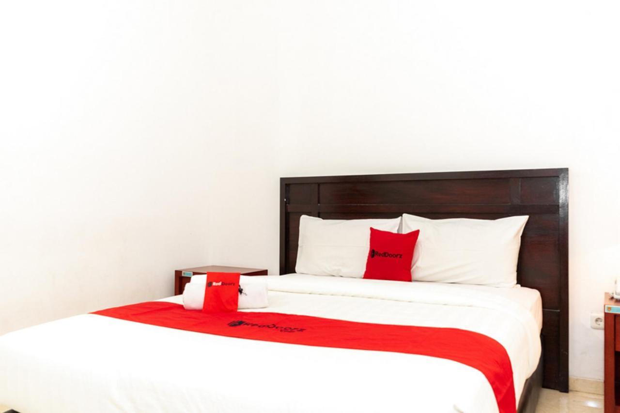 Reddoorz Plus Syariah Near Java Supermall Semarang 2 Exterior foto