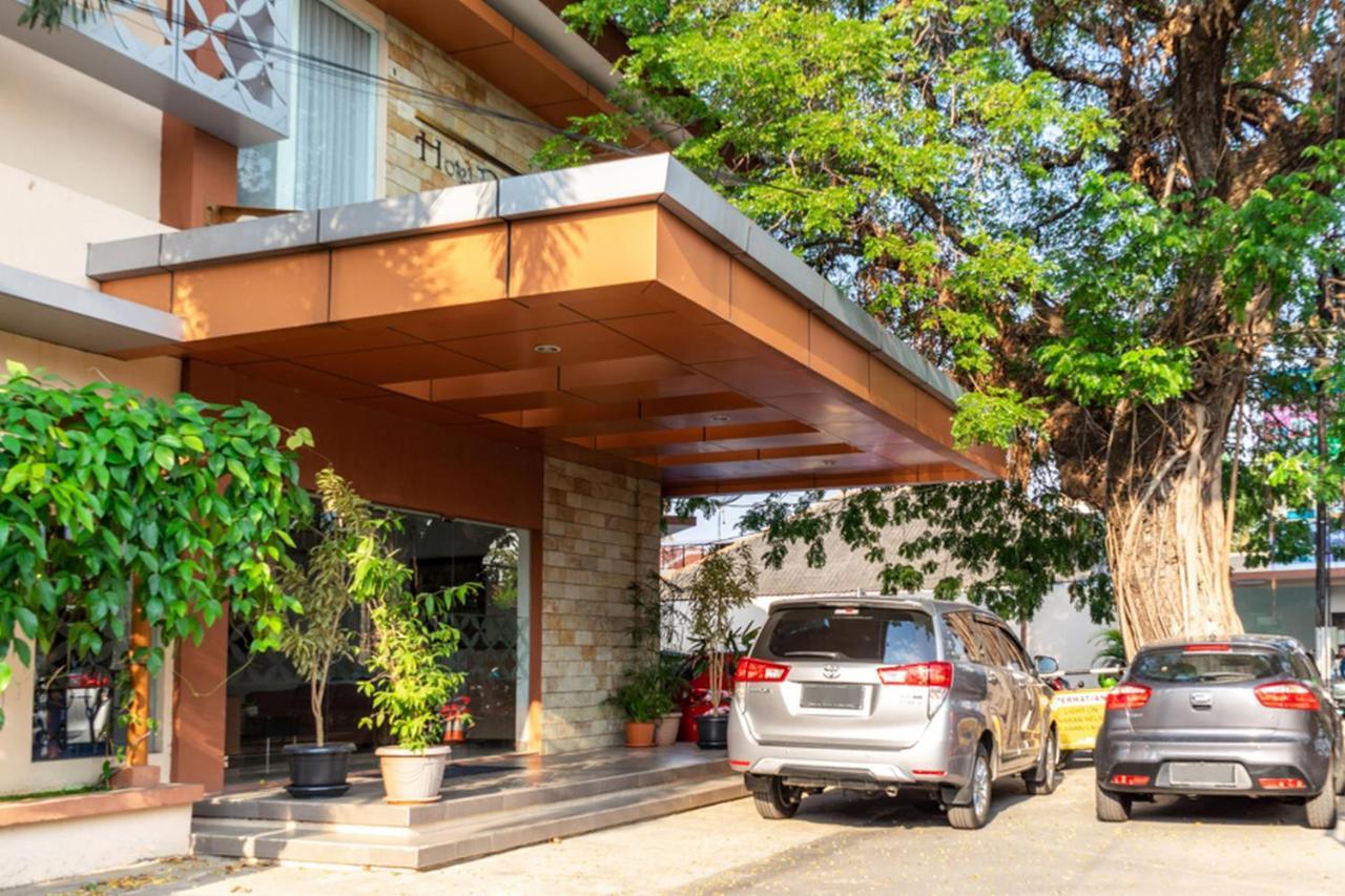 Reddoorz Plus Syariah Near Java Supermall Semarang 2 Exterior foto
