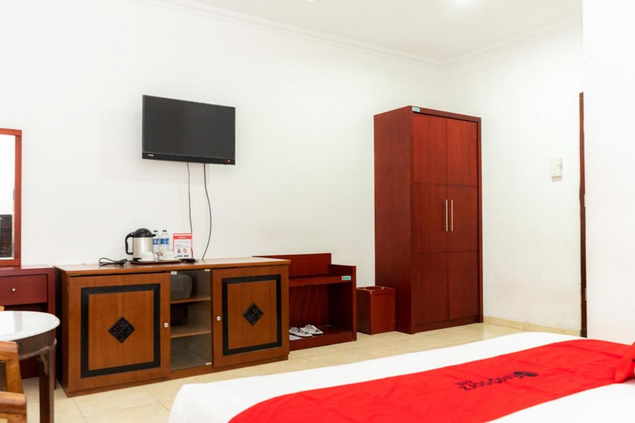 Reddoorz Plus Syariah Near Java Supermall Semarang 2 Exterior foto